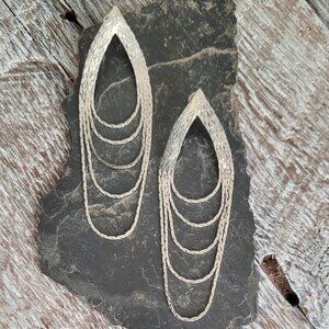 SILVER TONE EARRINGS/3 PAIRS